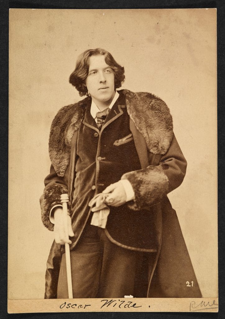Oscar Wilde and Victorian Fashion